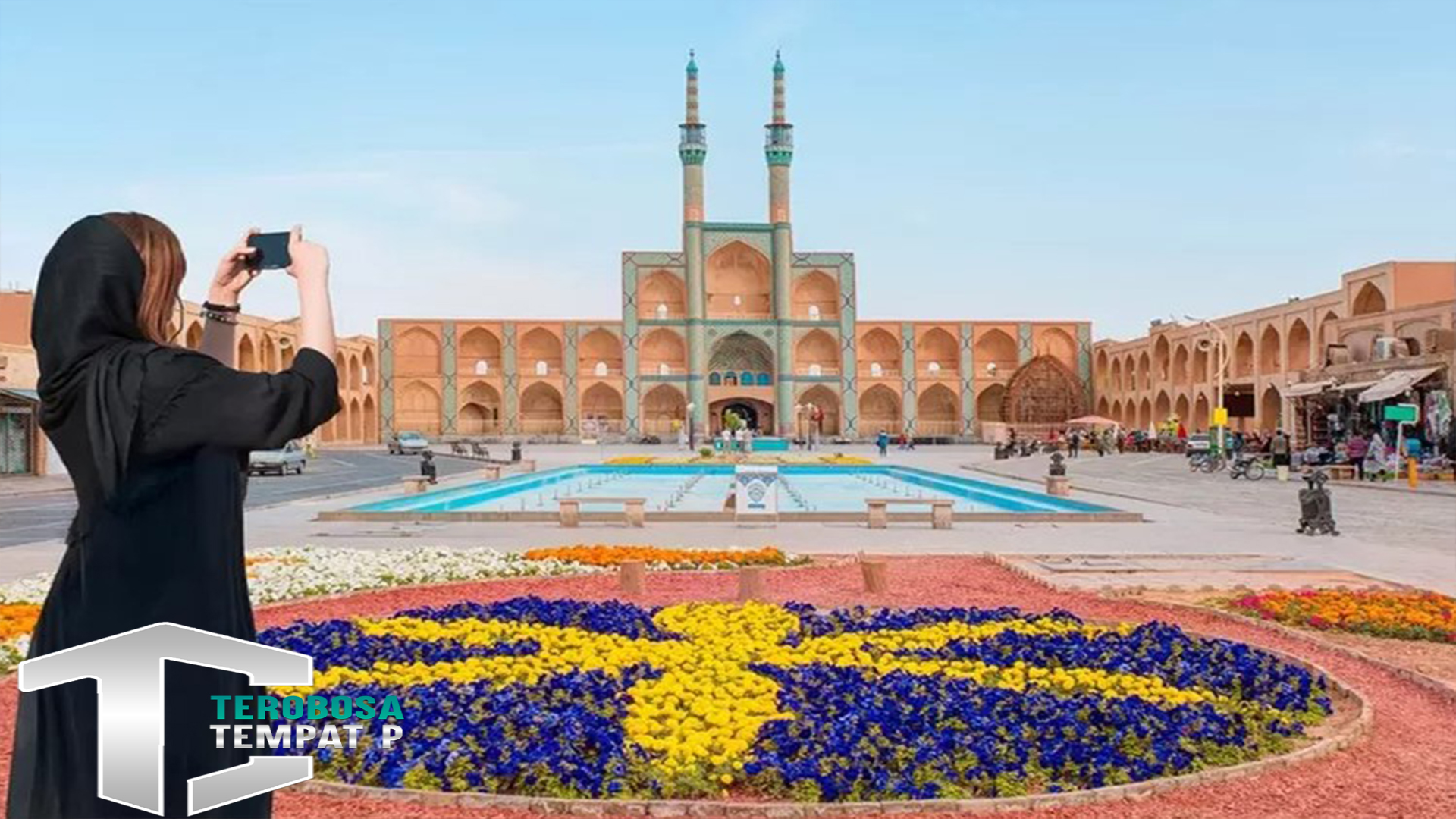 Mengagumi Keunikan Budaya Iran